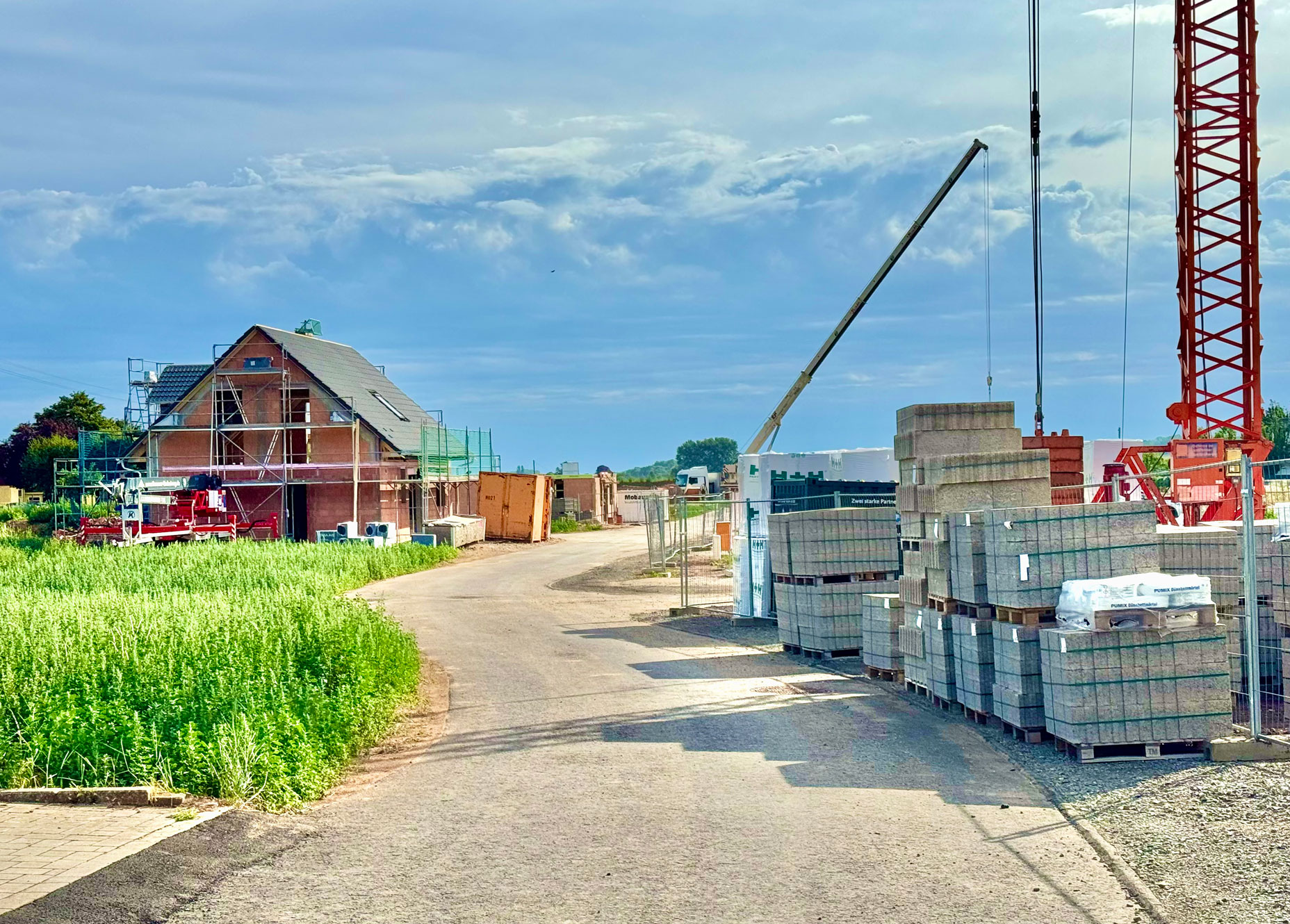 Erste Häuser entstehen in neuem Baugebiet